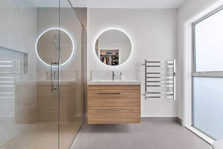 8 Tuatahi Avenue Solway_18