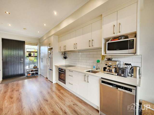 5 Harakeke Road Hobsonville_2