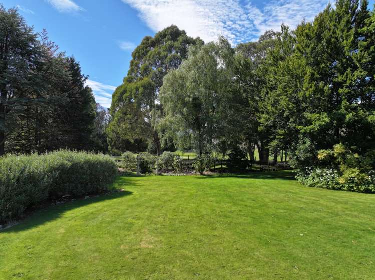 3730 Blackmount Redcliff Road Blackmount_10