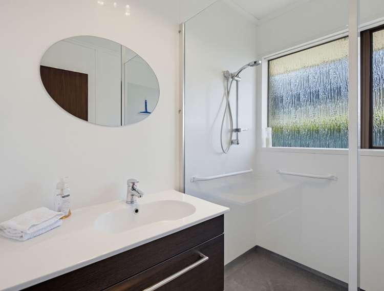 2A Innes Place Roslyn_22
