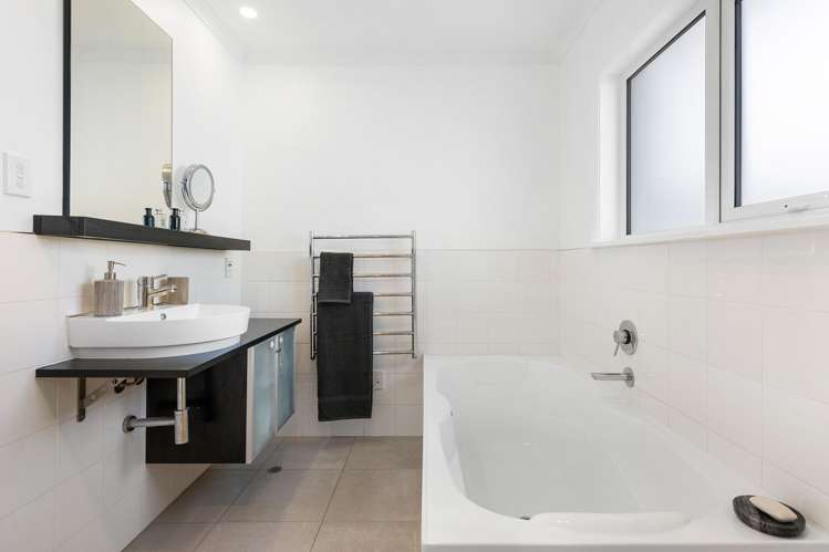 23 Kinapori Terrace Newlands_10