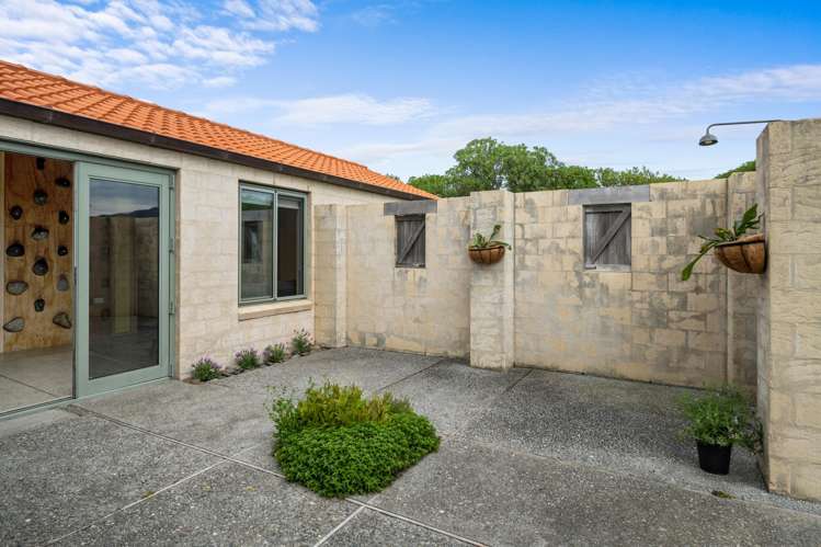 16 Hinepango Drive Rarangi_18