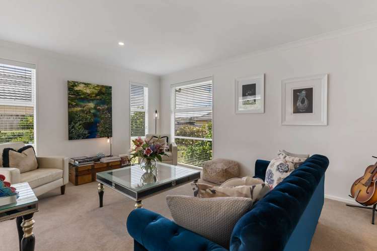 17 Lydiard Place Beachlands_12