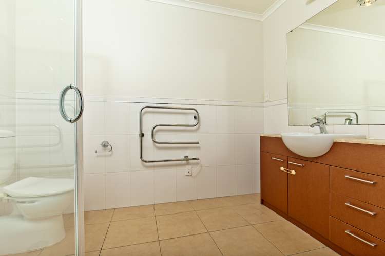 9 Ashurst Lane Greenhithe_12