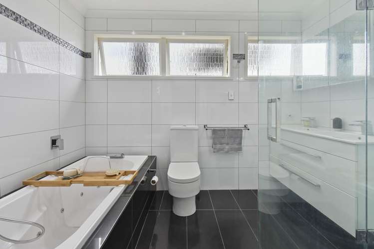 11 Iorangi Place Hillpark_12