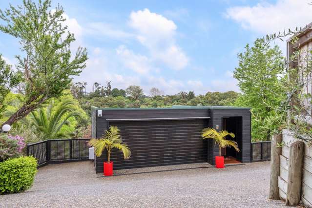 Nestled in Nature, Moments from the Beach