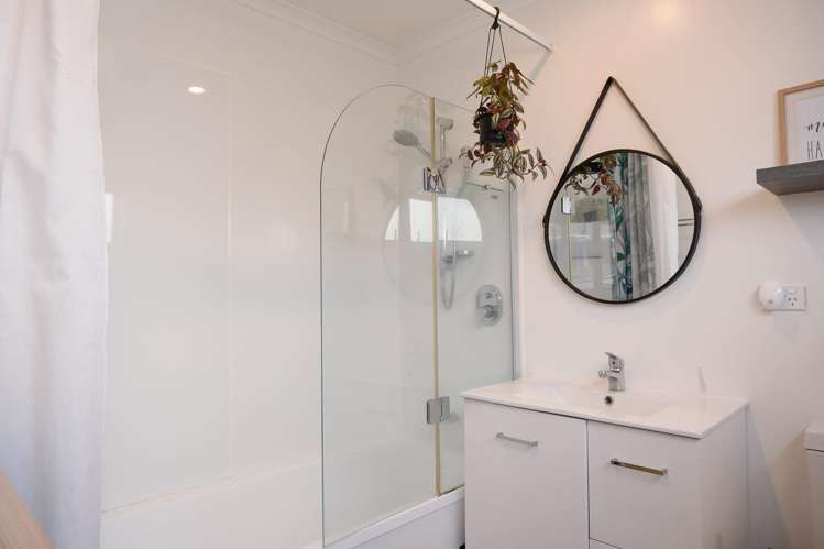 13A Tui Road Western Heights_7