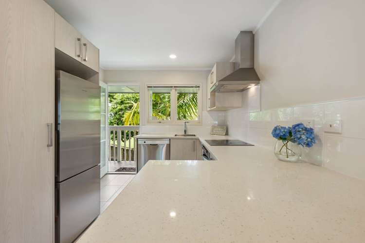 2/40 Eskdale Road Birkdale_18