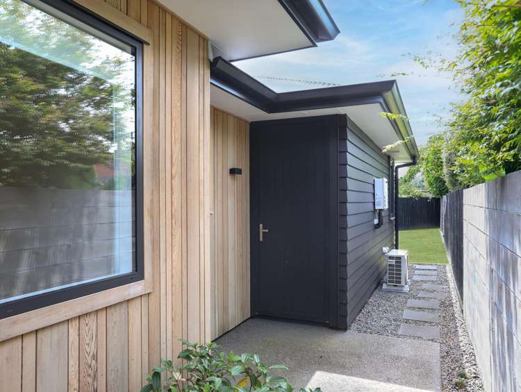 1/14 Hooker Avenue Chedworth_6