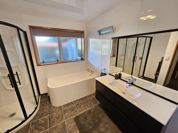 736 State Highway 7 Dobson_12