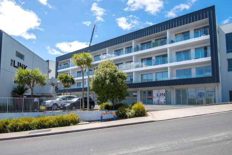 119/17 Link Crescent Stanmore Bay_5