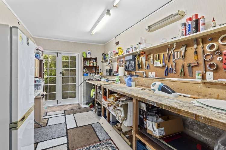 6 Balliol Drive Tawa_14