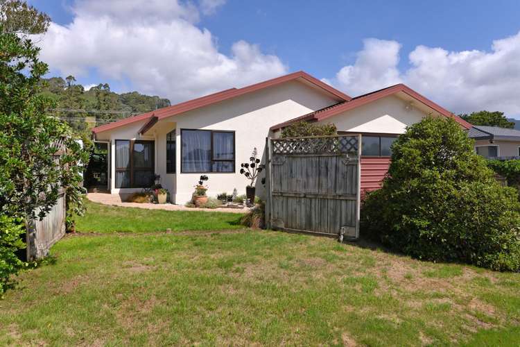 21 Vining Crescent Stoke_20