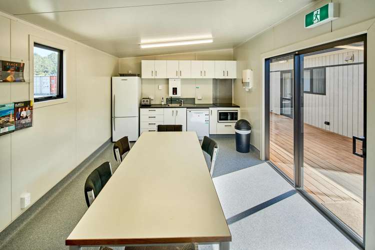 47 Thomas Neal Crescent Trentham_10