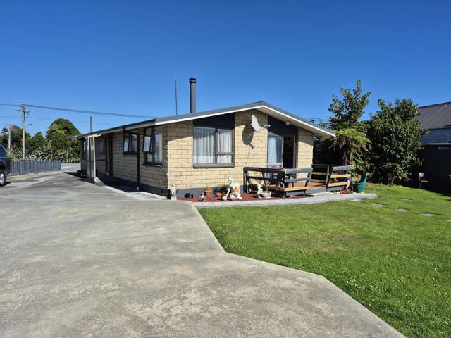 190 Hampden Street Hokitika_4