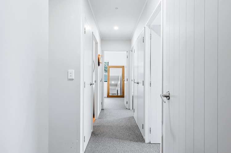 27 Tawa Street Hilltop_13