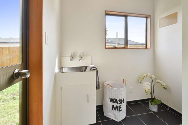 24 Hadley Wood Drive Wattle Downs_13