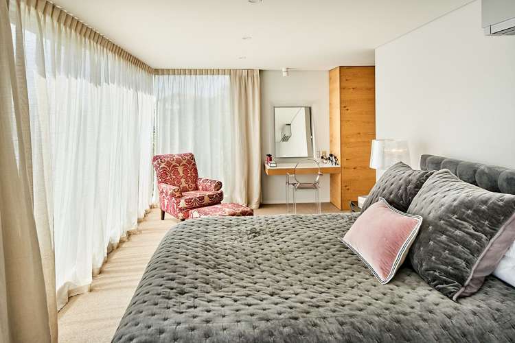 51 Amesbury Drive Churton Park_8