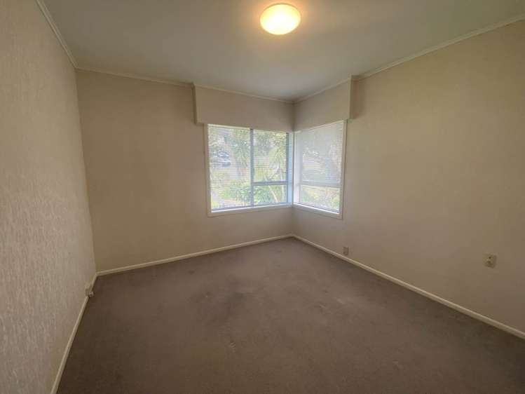 22 Mcfadzean Drive Blockhouse Bay_8