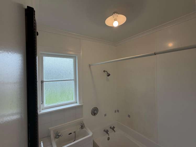  7 Haybittle Street Feilding_10