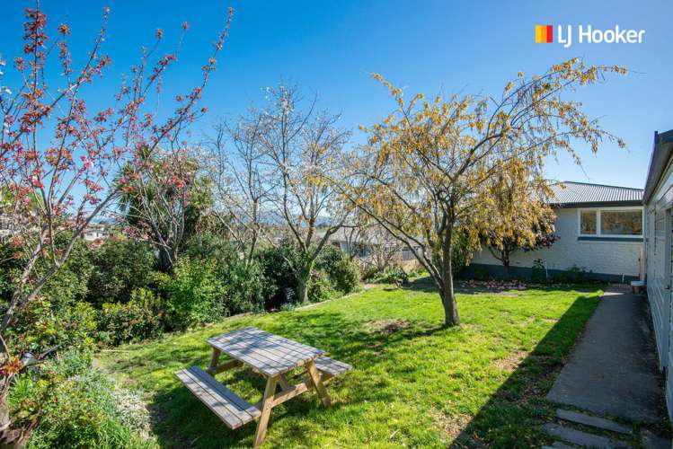 16 Clyde Street Mosgiel_13