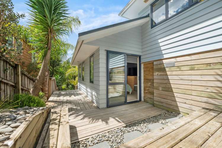 8a Ambler Avenue Glen Eden_13