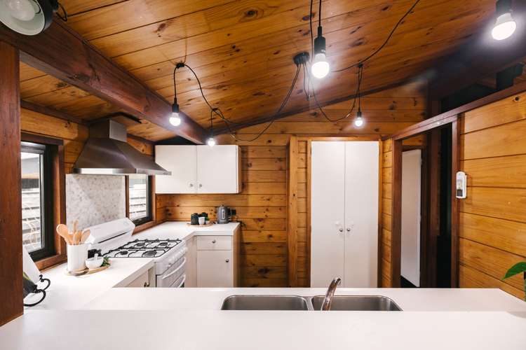 12 Suzanne Grove Kelvin Grove_5