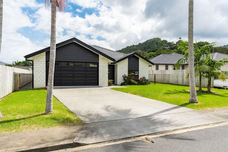 4 May Grove Lane Tamaterau_21