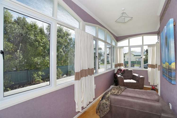 49 Grey Street Feilding_13