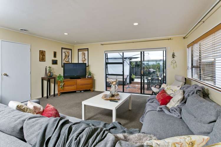 1/8 City View Terrace Birkenhead_6