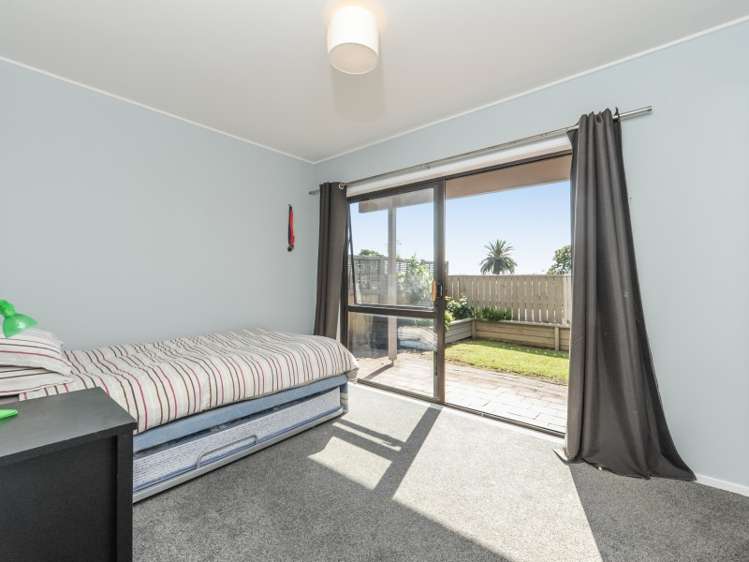 9/4 Curran Street Herne Bay_12