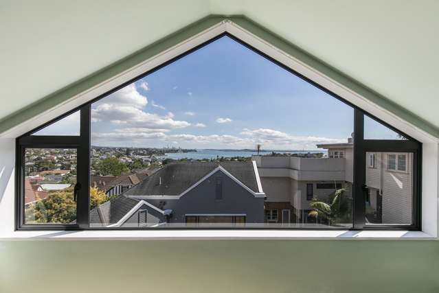 2/25 Waimarie Street St Heliers_2