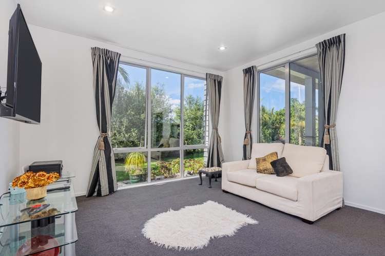 105 South Highway East Whitianga_12