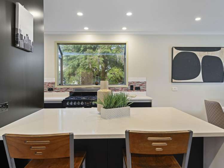 8 Suwyn Place_5