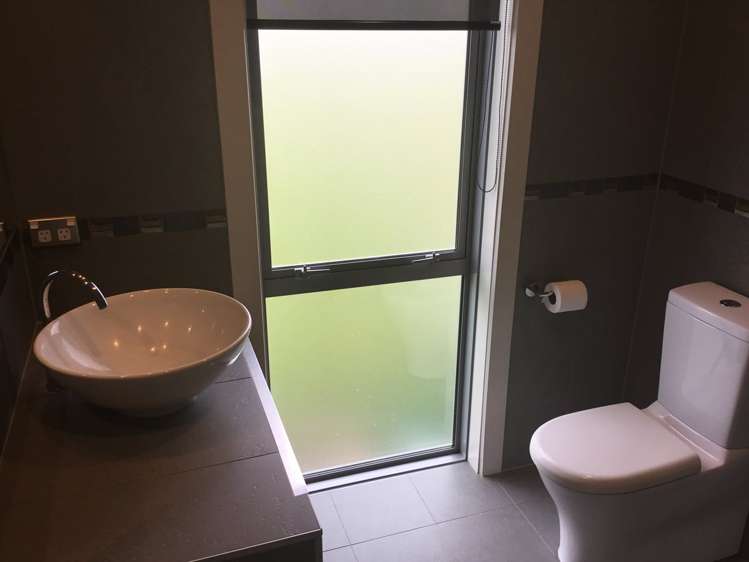 388 Whitford Road Whitford_11