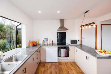 13 + 13A Potaka Street_4
