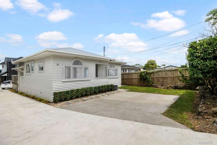 88 Owairaka Avenue Mount Albert_14