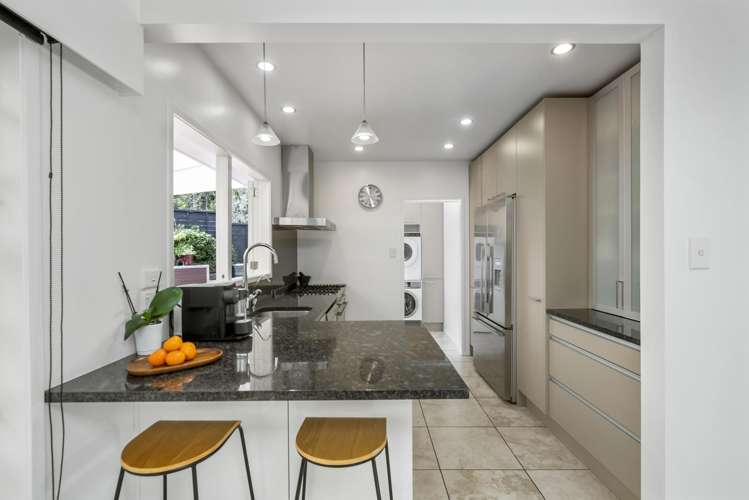 80 Park Hill Road Birkenhead_5