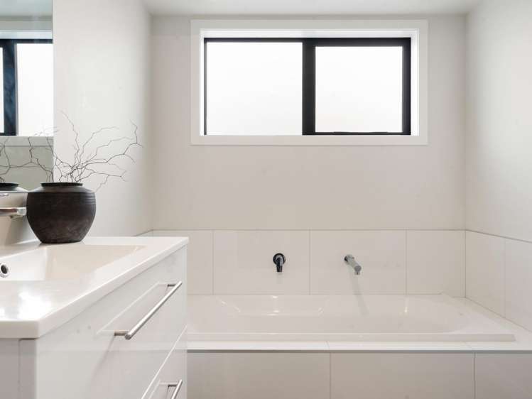 8/18 Mahoe Street Melville_14