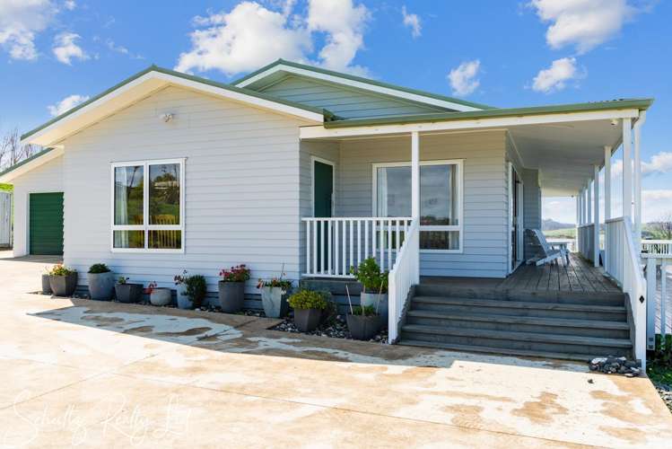 70 Te Pahi River Drive Maungaturoto_7