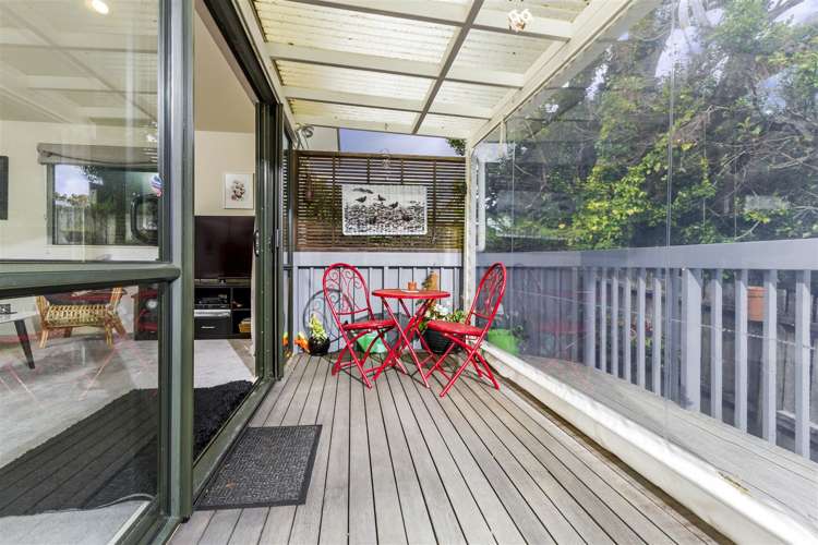 8b Aeroview Drive Beach Haven_9