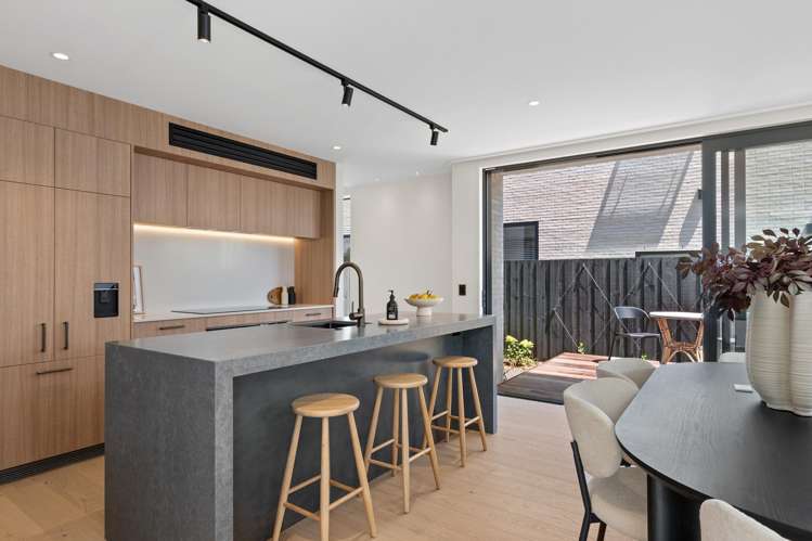 1/13 Lees Road Strowan_7