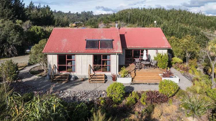 441 Waiwhero Road Ngatimoti_24