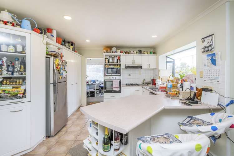 16 Trossach Place Wattle Downs_10