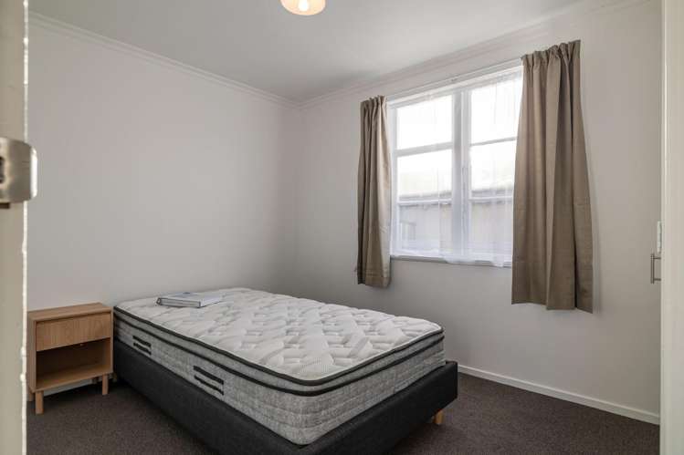 354 Botanical Road West End_11
