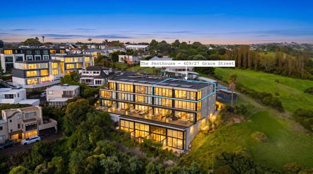 Prestigious Blue-Chip Penthouse