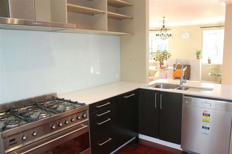 1/92 Titirangi Road New Lynn_5