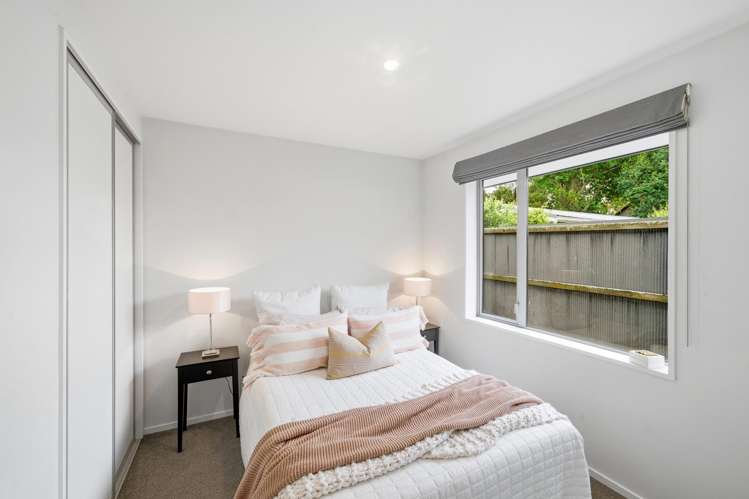 2B Gilbert Place Sydenham_7