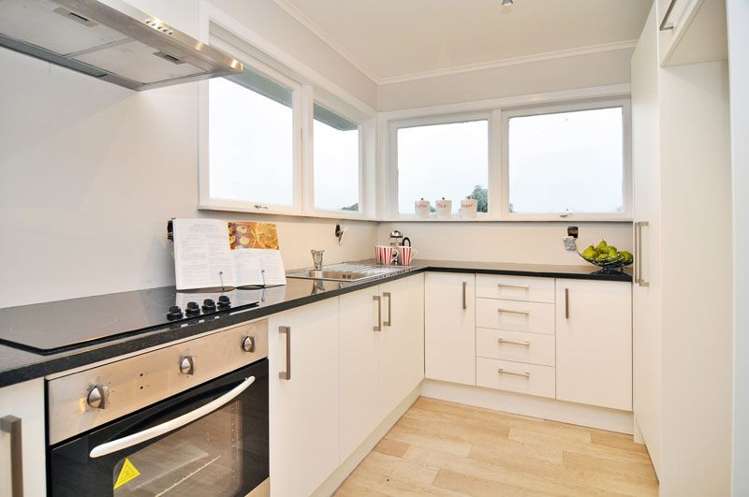 11 Clayton Road Manurewa_4