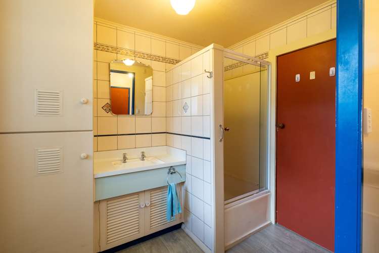 11 Corry Avenue Bluff Hill_17